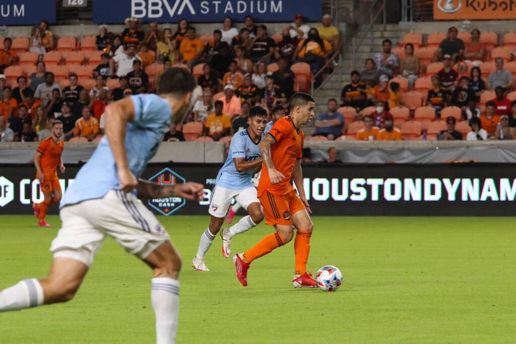 Matias Vera dribbles towards goal